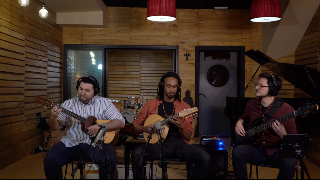 AUTANA TRIO